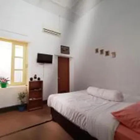 Brak Homestay Probolinggo Exterior foto