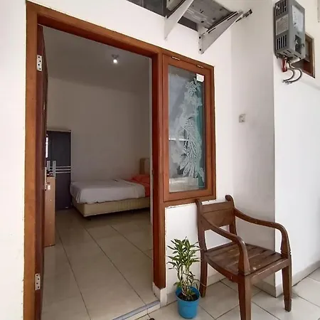 Brak Homestay Probolinggo Exterior foto