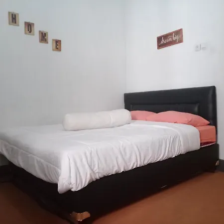 Brak Homestay Probolinggo Zimmer foto